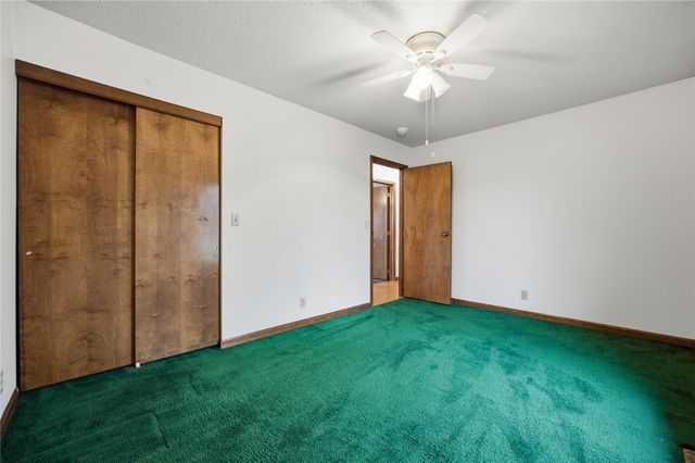 6820 Boulder Drive NW, Cedar Rapids, IA 52405