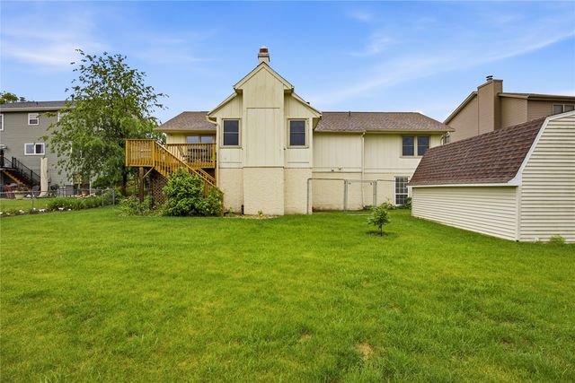 6820 Boulder Drive NW, Cedar Rapids, IA 52405