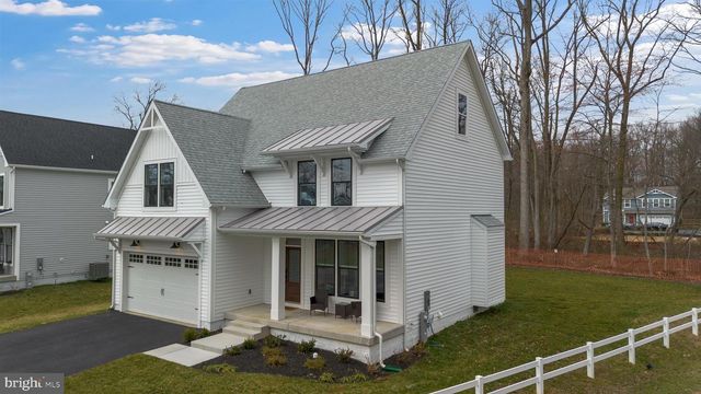 2036 WILLIAM AVE, Essex, MD 21221