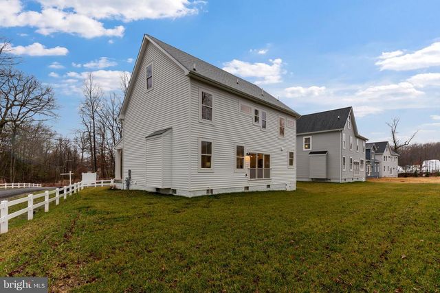 2036 WILLIAM AVE, Essex, MD 21221