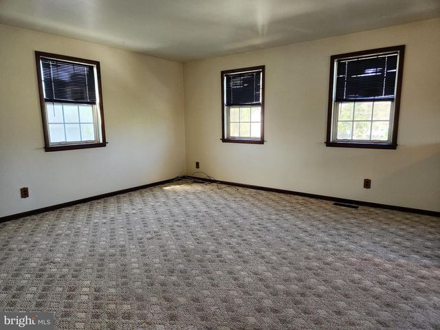 1205 B E ATLANTIC AVE, Blackwood, NJ 08012