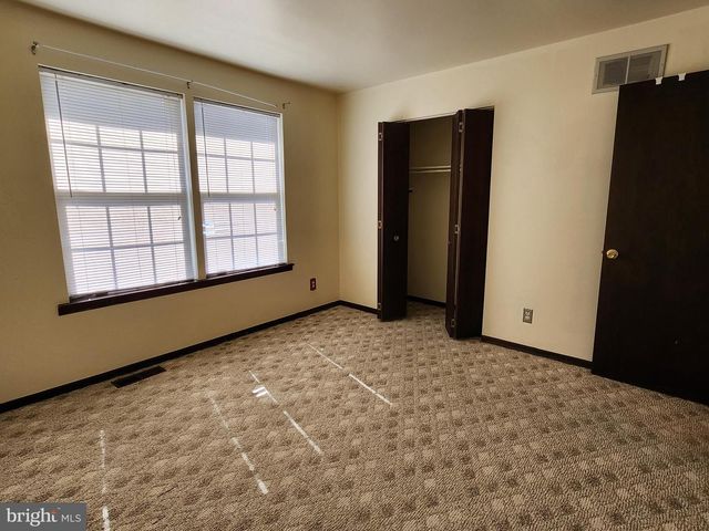 1205 B E ATLANTIC AVE, Blackwood, NJ 08012