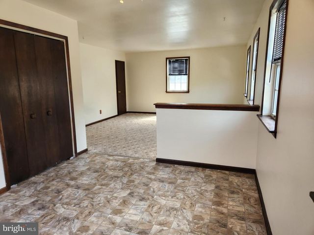1205 B E ATLANTIC AVE, Blackwood, NJ 08012