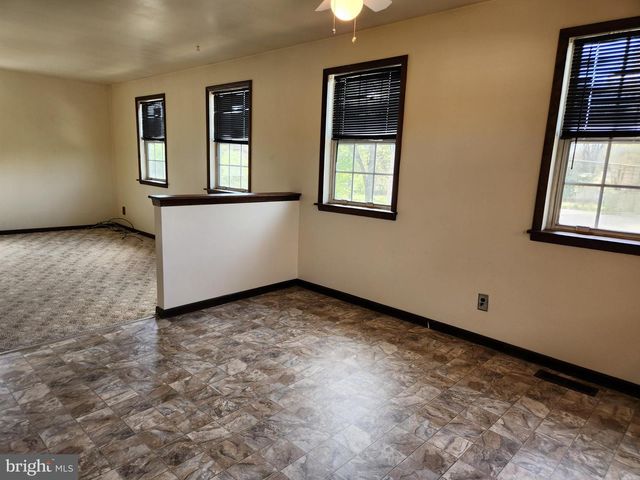 1205 B E ATLANTIC AVE, Blackwood, NJ 08012