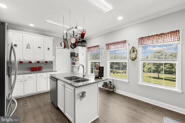 249 DERBY LN, Louisa, VA 23093
