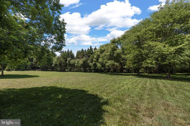 249 DERBY LN, Louisa, VA 23093