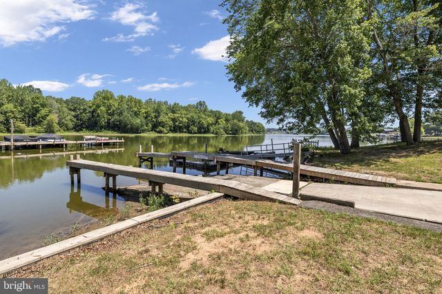 249 DERBY LN, Louisa, VA 23093