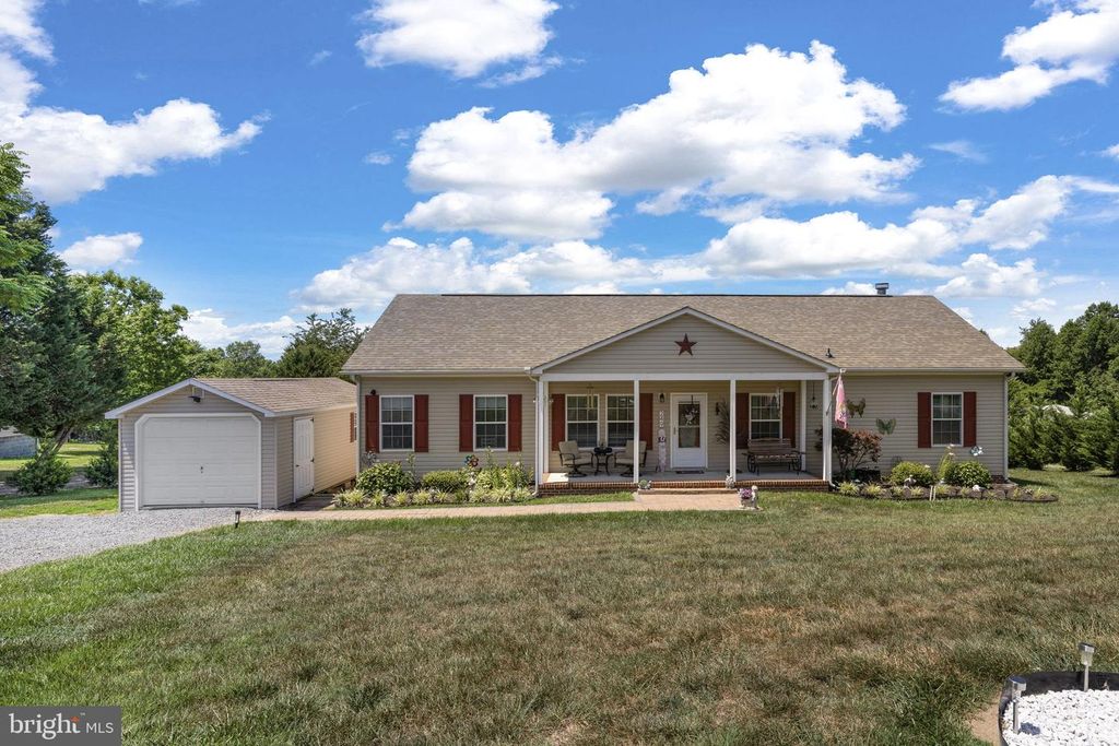249 DERBY LN, Louisa, VA 23093