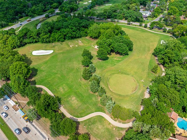 610 N Oak Cliff Boulevard 203, Dallas, TX 75208