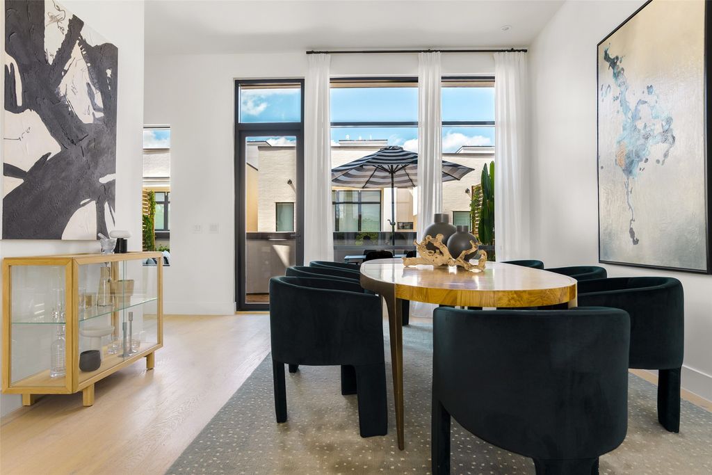 610 N Oak Cliff Boulevard 203, Dallas, TX 75208