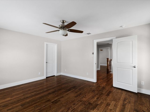 2700 Refugio Avenue, Fort Worth, TX 76164