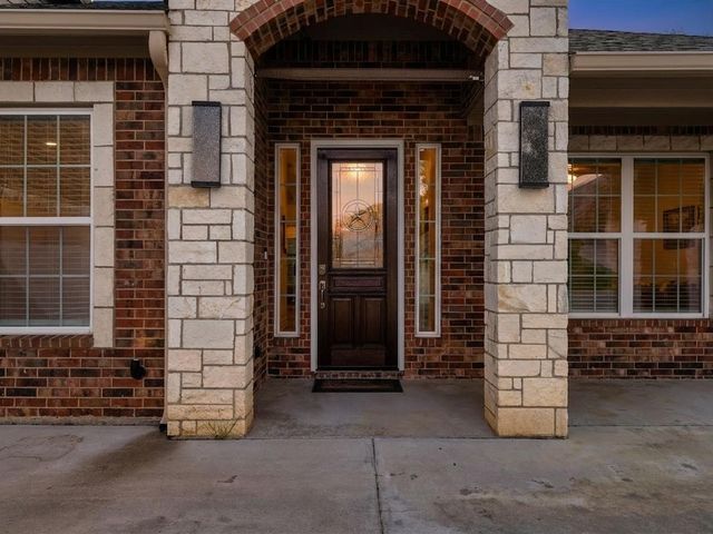 2700 Refugio Avenue, Fort Worth, TX 76164