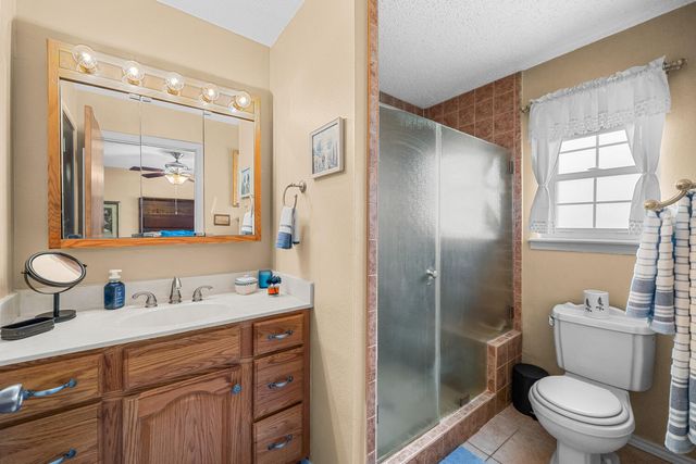 1500 W Lynn Street, Slaton, TX 79364