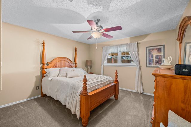 1500 W Lynn Street, Slaton, TX 79364