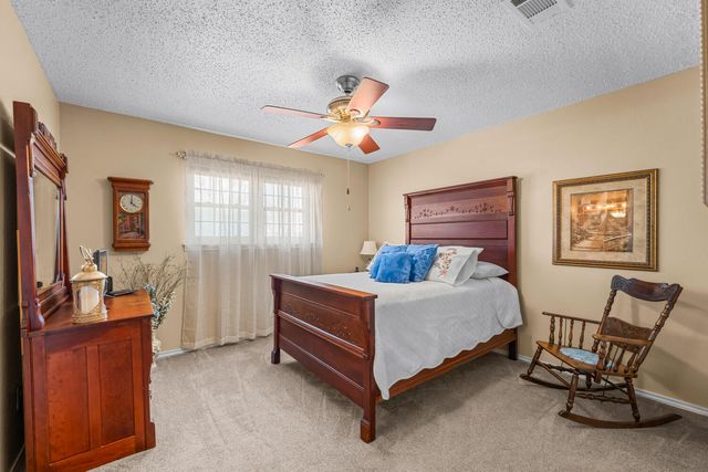 1500 W Lynn Street, Slaton, TX 79364