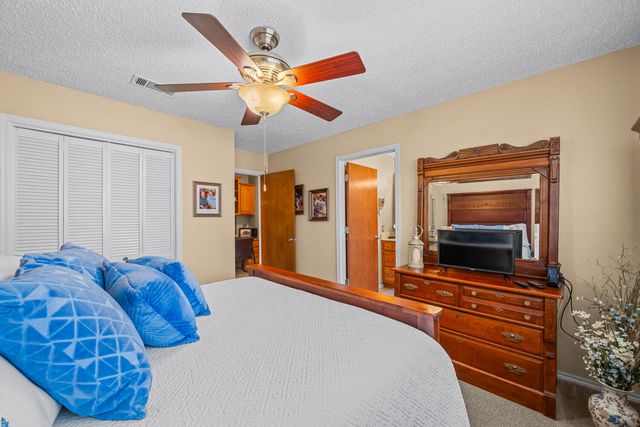 1500 W Lynn Street, Slaton, TX 79364