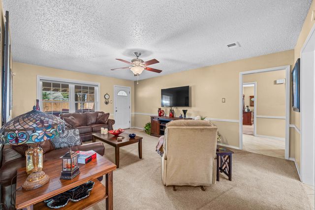 1500 W Lynn Street, Slaton, TX 79364