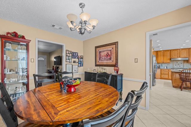 1500 W Lynn Street, Slaton, TX 79364