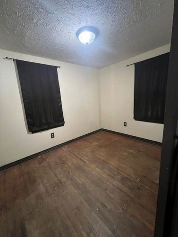 1903 McVeigh Ave, Huntington, WV 25701