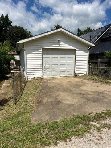 1903 McVeigh Ave, Huntington, WV 25701