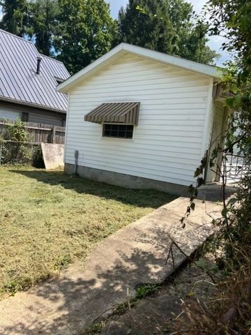 1903 McVeigh Ave, Huntington, WV 25701