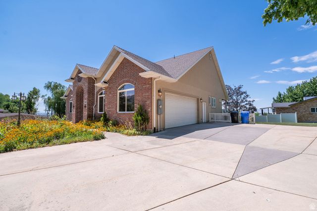 2981 N 150 W, North Ogden, UT 84414