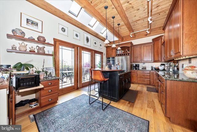 6740 ST ANNES DR, Fayetteville, PA 17222