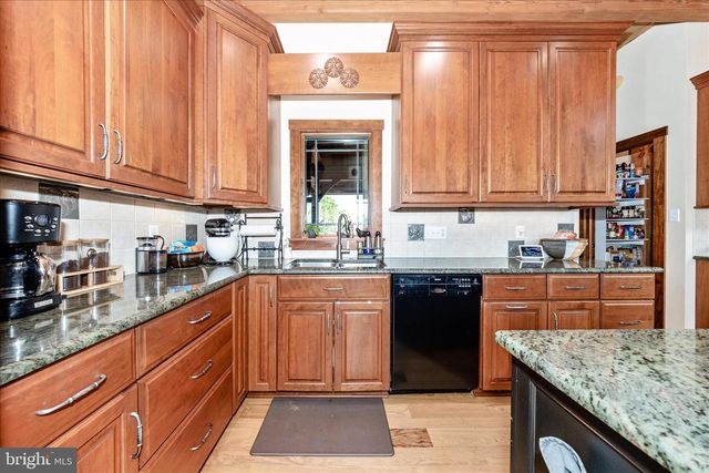 6740 ST ANNES DR, Fayetteville, PA 17222