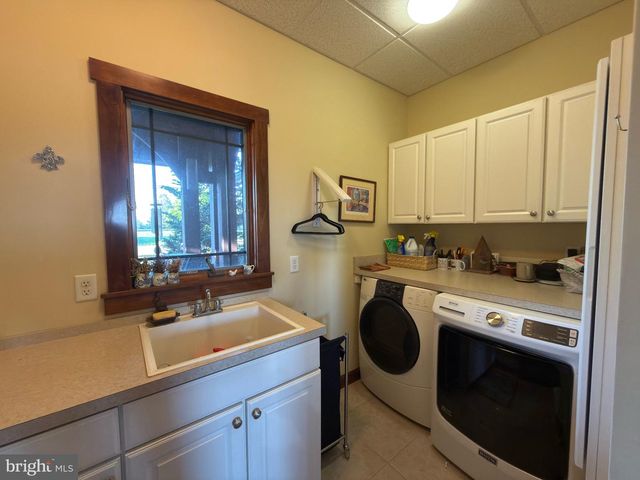 6740 ST ANNES DR, Fayetteville, PA 17222