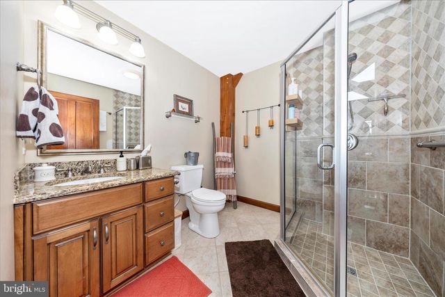 6740 ST ANNES DR, Fayetteville, PA 17222