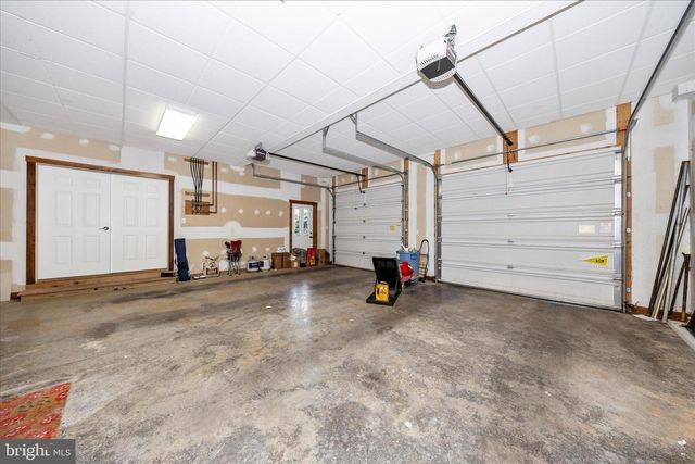 6740 ST ANNES DR, Fayetteville, PA 17222
