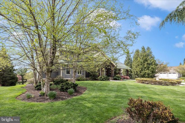 6740 ST ANNES DR, Fayetteville, PA 17222
