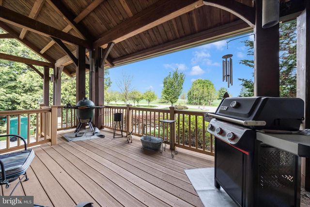 6740 ST ANNES DR, Fayetteville, PA 17222