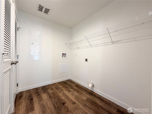 202 S 9th Avenue, Kelso, WA 98626