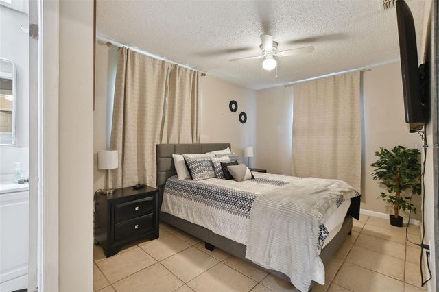 4818 HOLIDAY DRIVE, Tampa, FL 33615