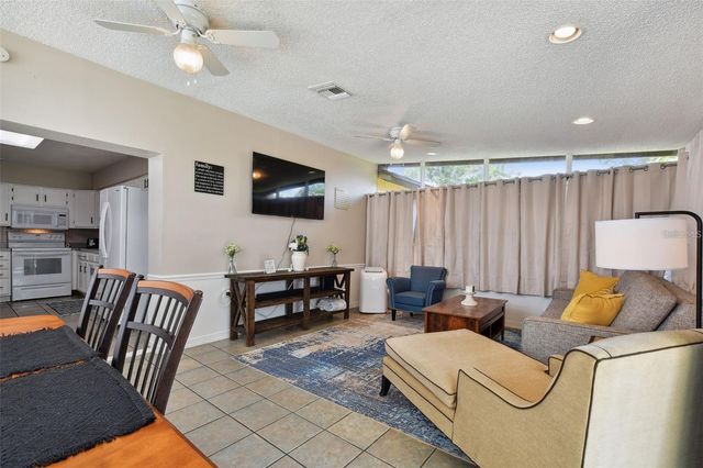 4818 HOLIDAY DRIVE, Tampa, FL 33615