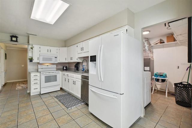 4818 HOLIDAY DRIVE, Tampa, FL 33615