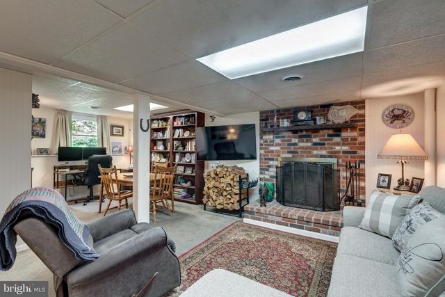 2718 ASPEN DR, Hampstead, MD 21074