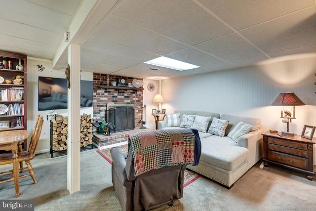 2718 ASPEN DR, Hampstead, MD 21074