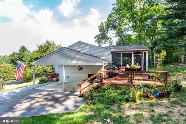 2718 ASPEN DR, Hampstead, MD 21074