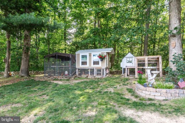 2718 ASPEN DR, Hampstead, MD 21074