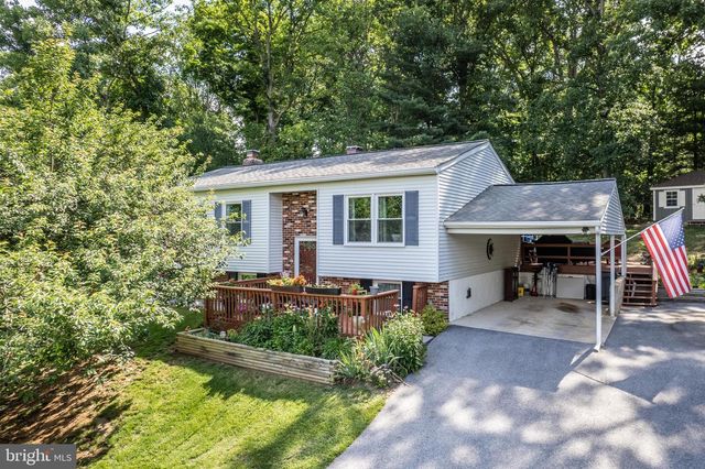 2718 ASPEN DR, Hampstead, MD 21074