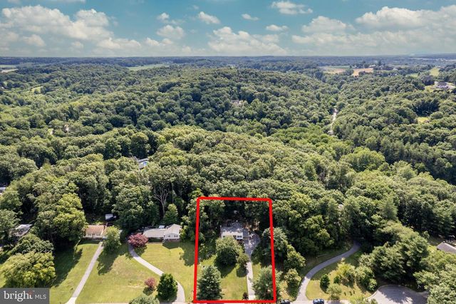 2718 ASPEN DR, Hampstead, MD 21074