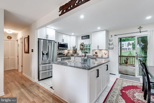 2718 ASPEN DR, Hampstead, MD 21074