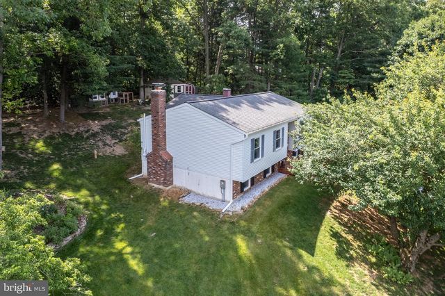 2718 ASPEN DR, Hampstead, MD 21074