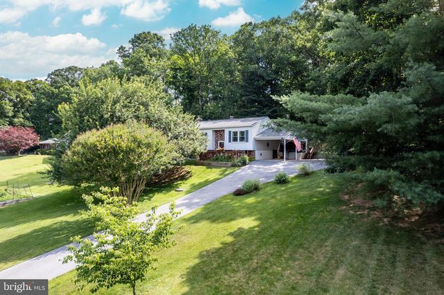 2718 ASPEN DR, Hampstead, MD 21074