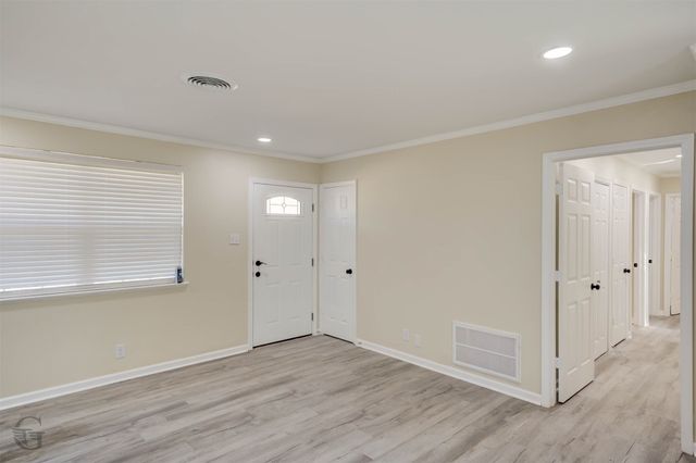 715 E Washington Street, Shreveport, LA 71104