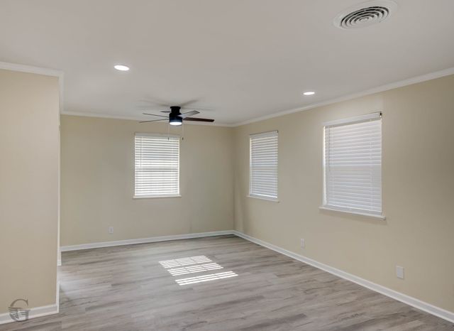 715 E Washington Street, Shreveport, LA 71104