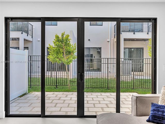 4616 SW 32ND AVE A1, Dania Beach, FL 33312