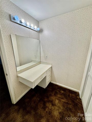 7817 Ritter Drive, Charlotte, NC 28270